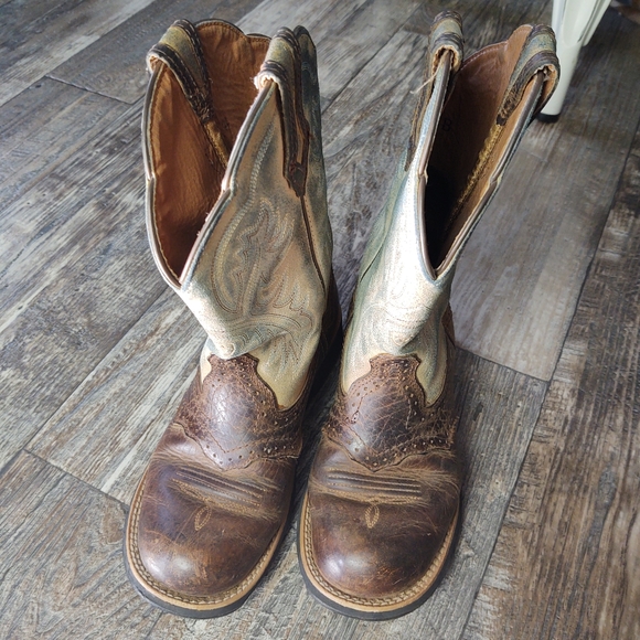 Ariat Fatbaby Cowgirl Boots size 6 1/2B - Picture 3 of 5